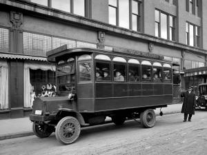 Packard Bus 1914 года